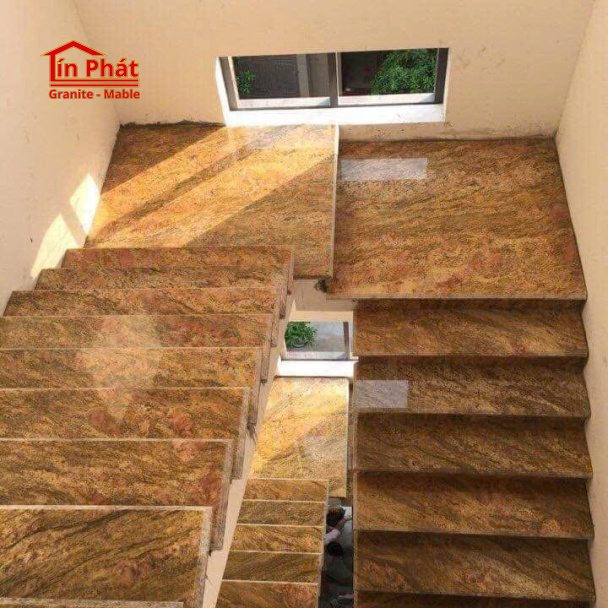 Đá cầu thang Marble Vàng Hổ Phách Chiếu Nghỉ Đôi