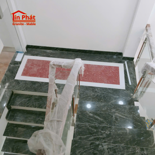 Đá cầu thang Marble Xanh Cẩm Thạch Phối Chiếu Nghỉ