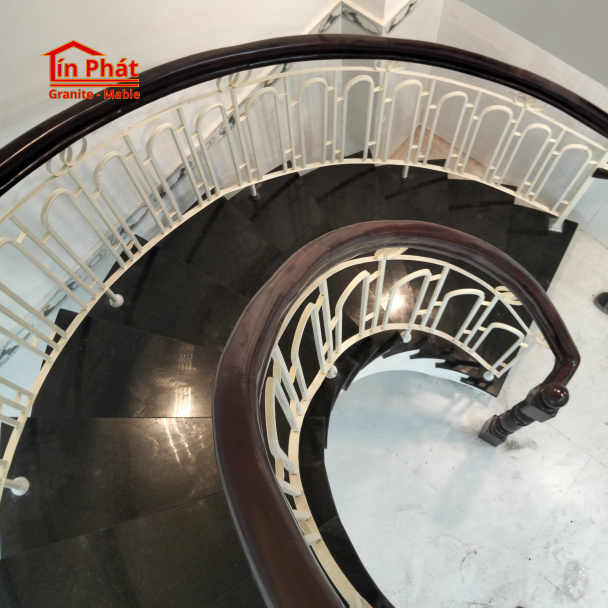 Đá cầu thang Marble Đen Xoắn Ốc Hoàng Gia