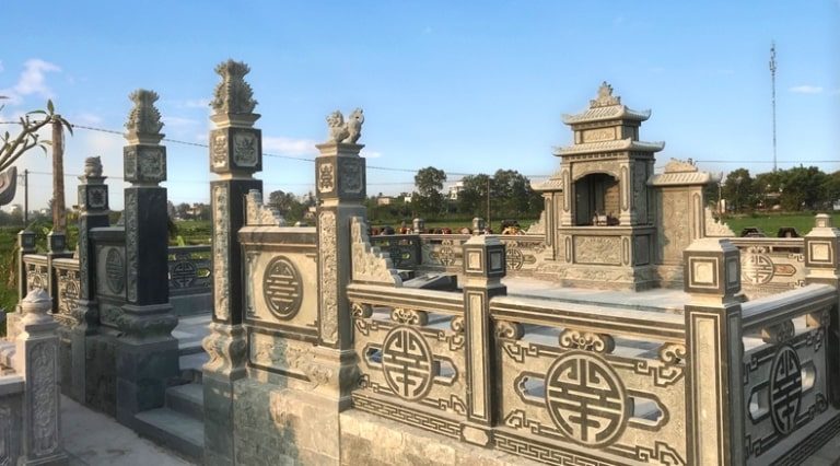 THIẾT KẾ VÀ THI CÔNG MỘ ĐÁ: TRANG NGHIÊM, BỀN ĐẸP 